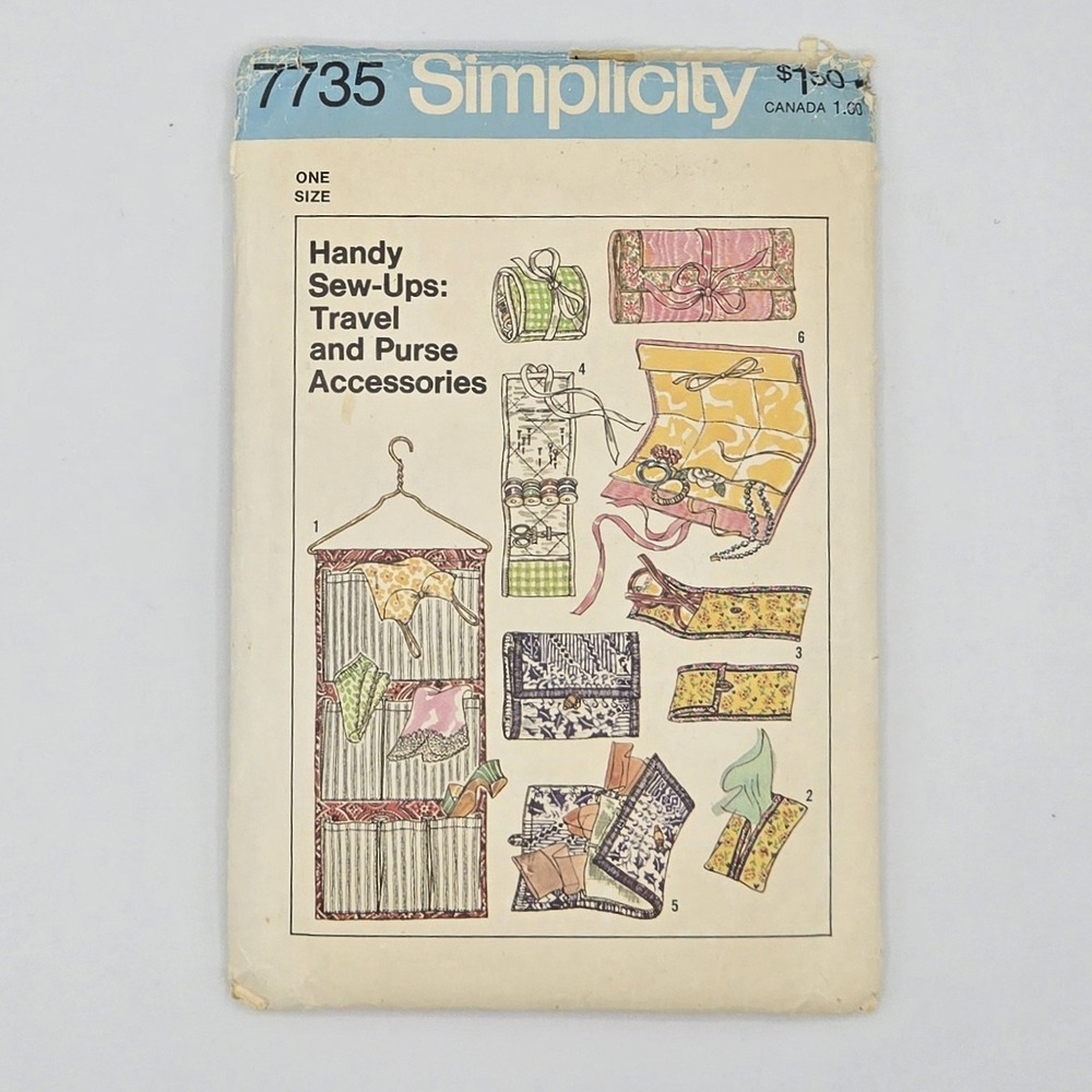 1976 Simplicity 7735 Handy Sew-Ups: Travel Purse Accessories sewing pattern